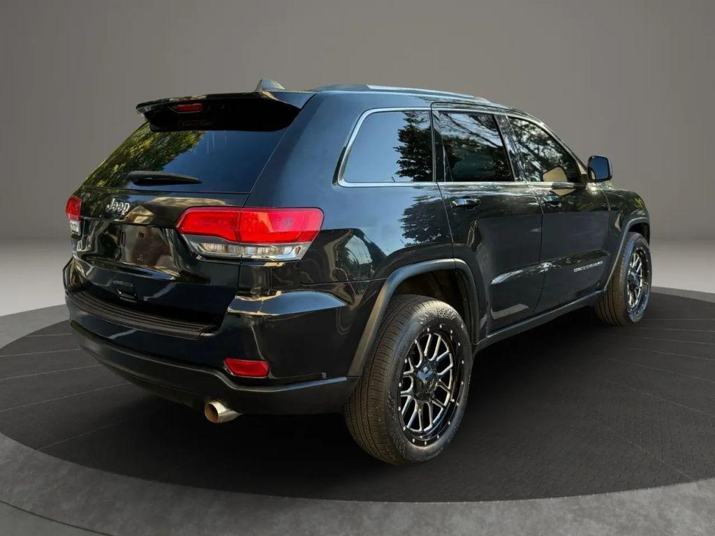 used 2015 Jeep Grand Cherokee car, priced at $9,999