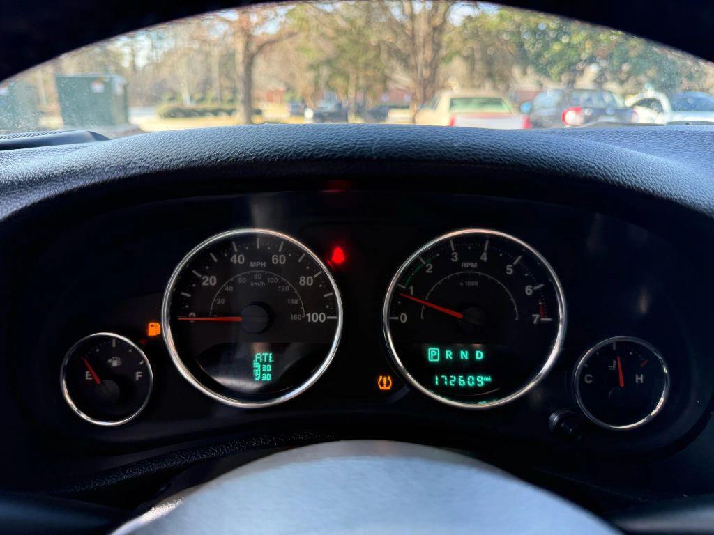 used 2015 Jeep Wrangler Unlimited car, priced at $13,499