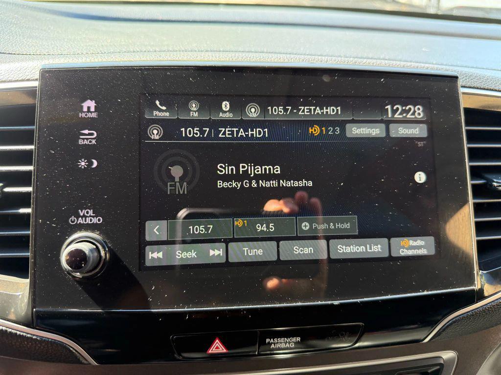 used 2020 Honda Pilot car, priced at $18,999