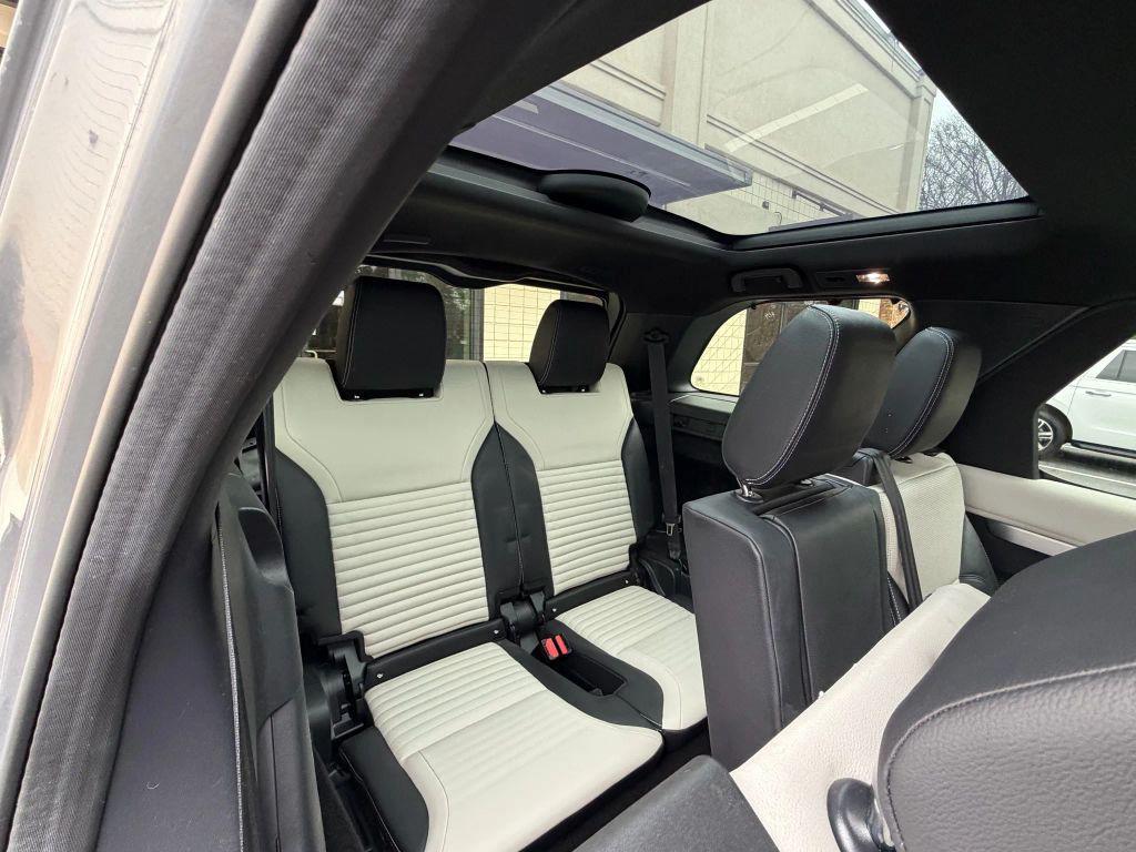 used 2021 Land Rover Discovery car, priced at $24,999