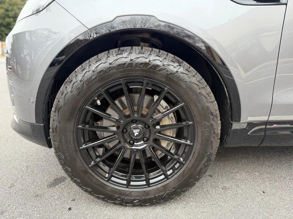 used 2021 Land Rover Discovery car, priced at $24,999