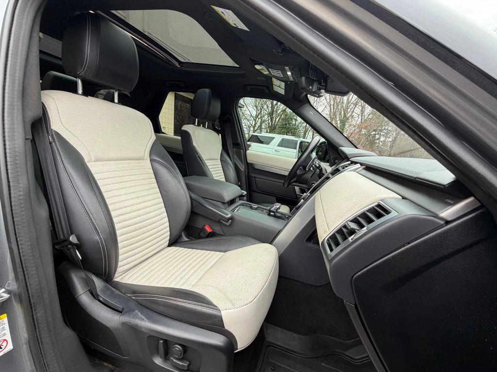 used 2021 Land Rover Discovery car, priced at $24,999