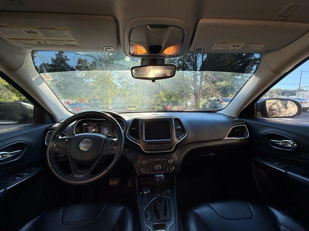 used 2019 Jeep Cherokee car, priced at $13,499