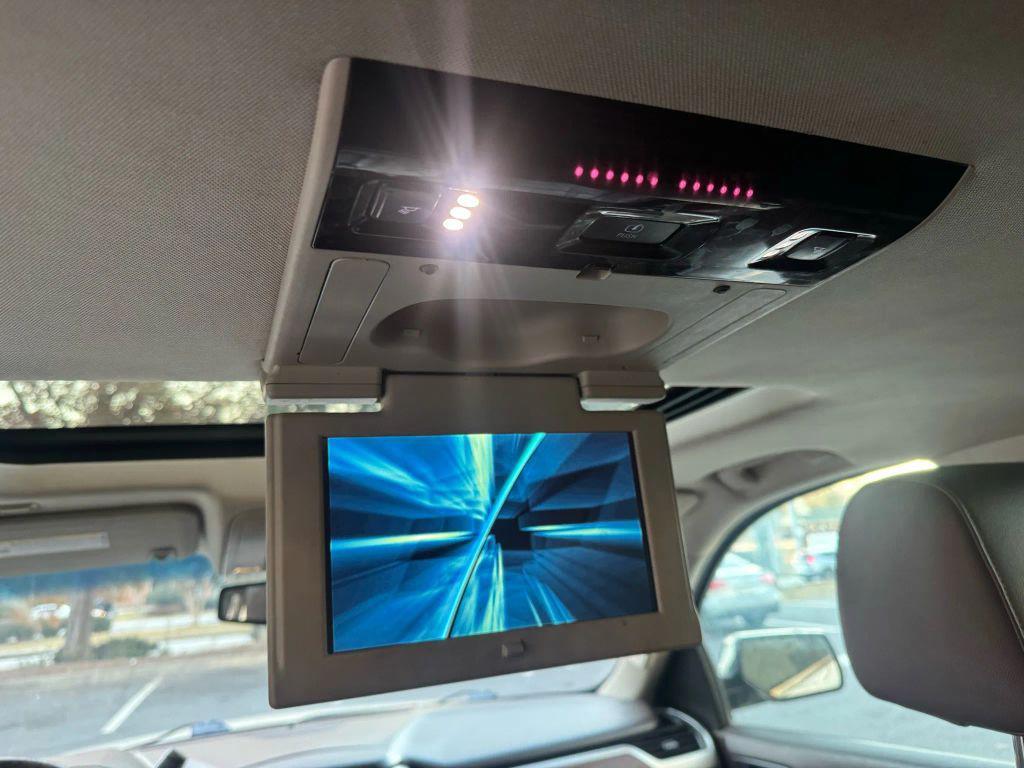 used 2015 Chevrolet Suburban car, priced at $13,999