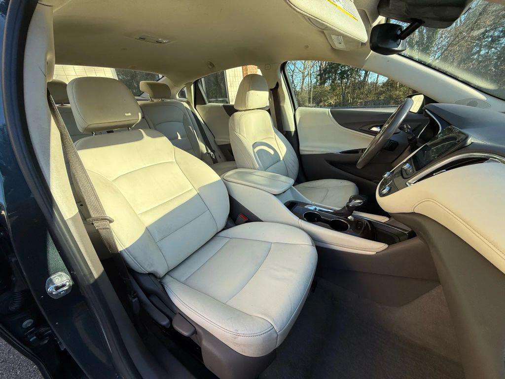 used 2021 Chevrolet Malibu car, priced at $13,999