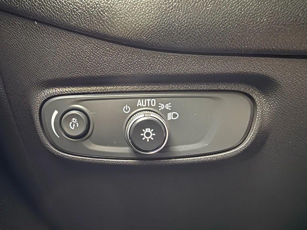 used 2020 Chevrolet Equinox car, priced at $13,999