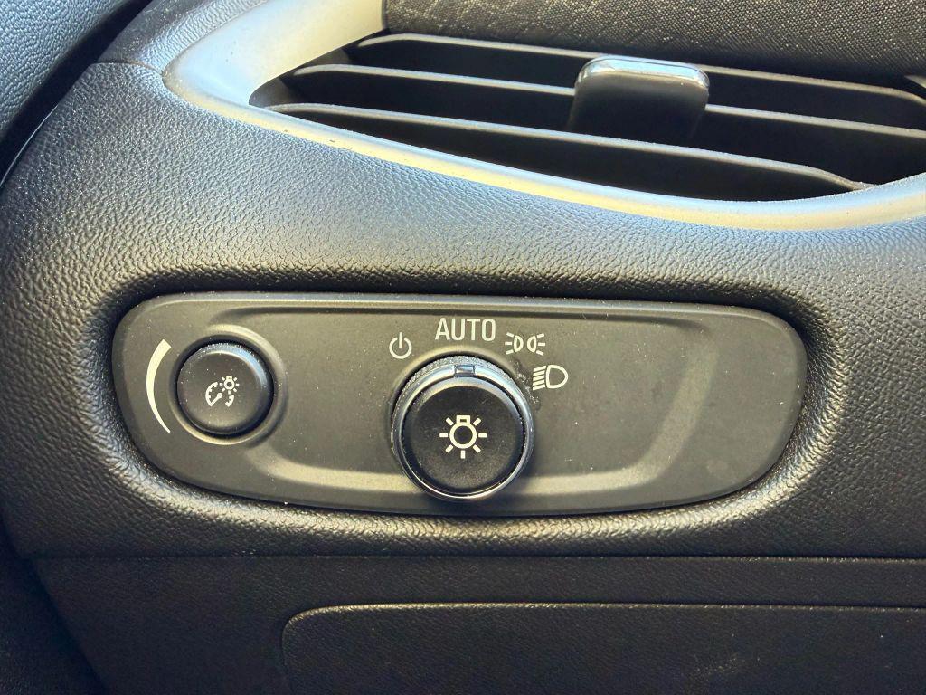 used 2024 Chevrolet Malibu car, priced at $18,999