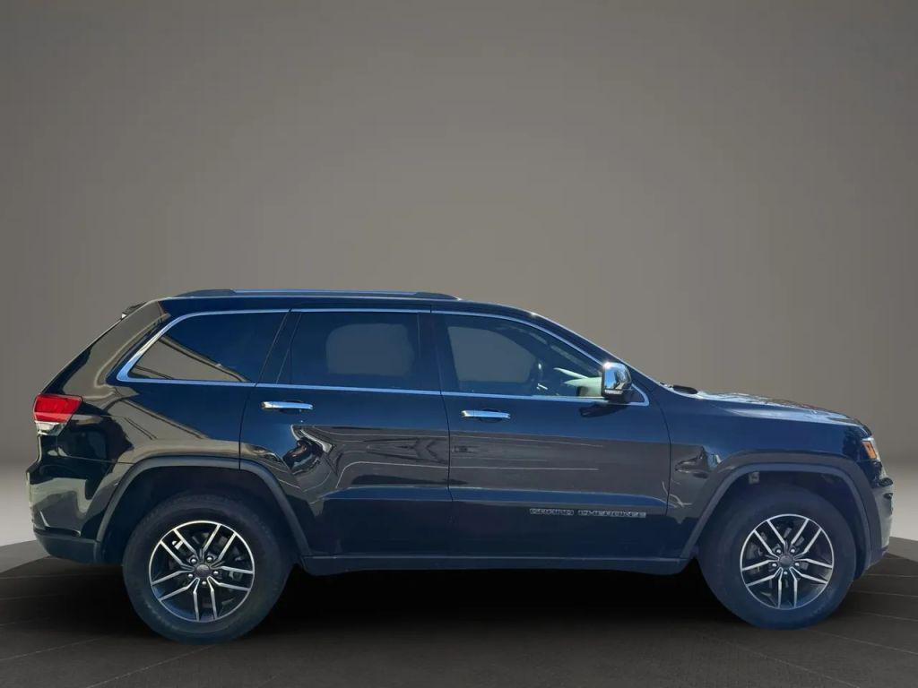 used 2019 Jeep Grand Cherokee car, priced at $17,999