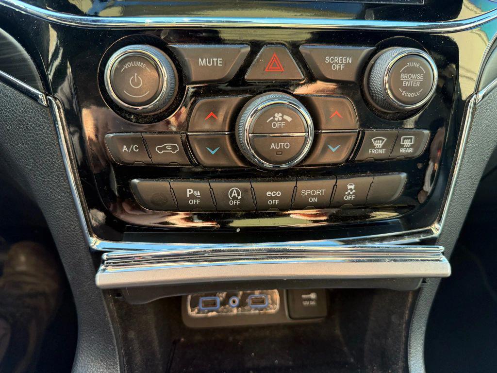 used 2019 Jeep Grand Cherokee car, priced at $17,999