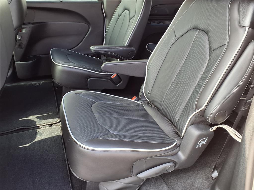 new 2026 Chrysler Pacifica car, priced at $53,243