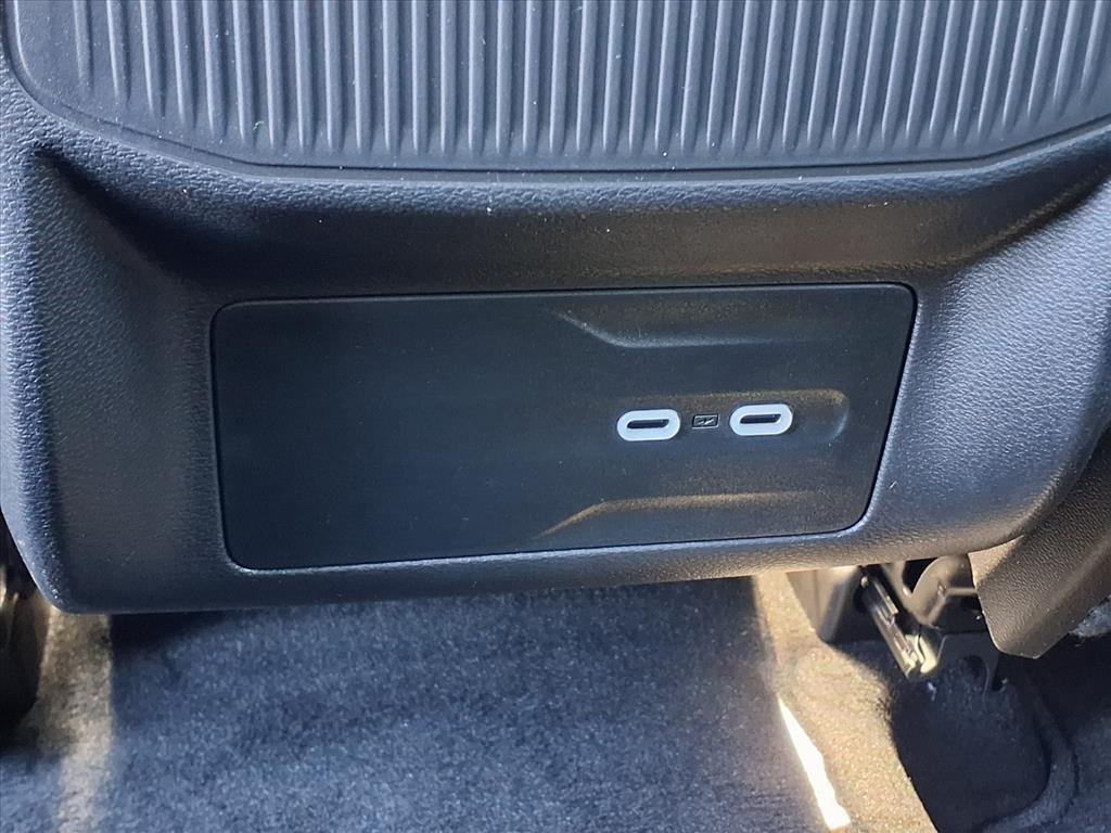 new 2026 Jeep Cherokee car, priced at $40,086