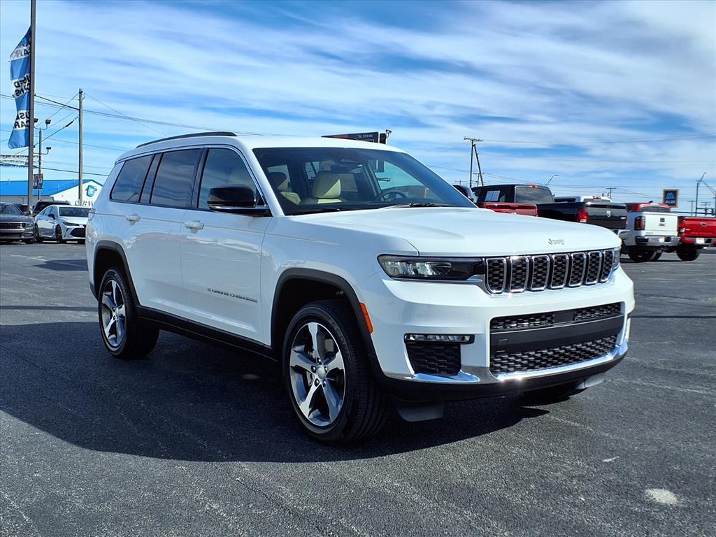 new 2025 Jeep Grand Cherokee L car, priced at $50,222