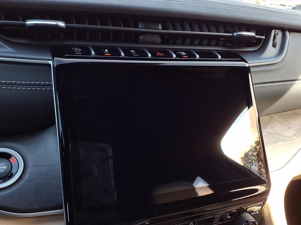 new 2025 Jeep Grand Cherokee L car, priced at $50,222