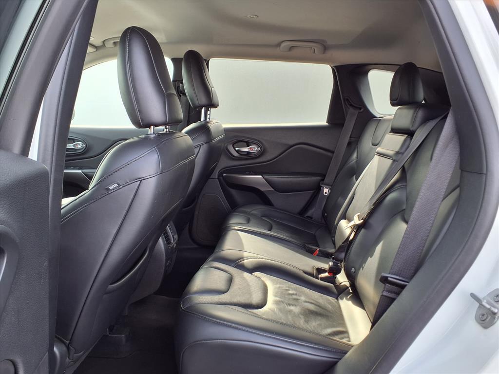 used 2019 Jeep Cherokee car, priced at $14,950