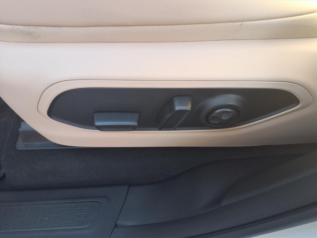 new 2025 Jeep Grand Cherokee car, priced at $48,282