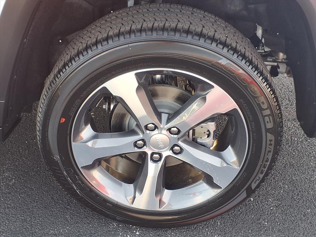 new 2025 Jeep Grand Cherokee car, priced at $48,282