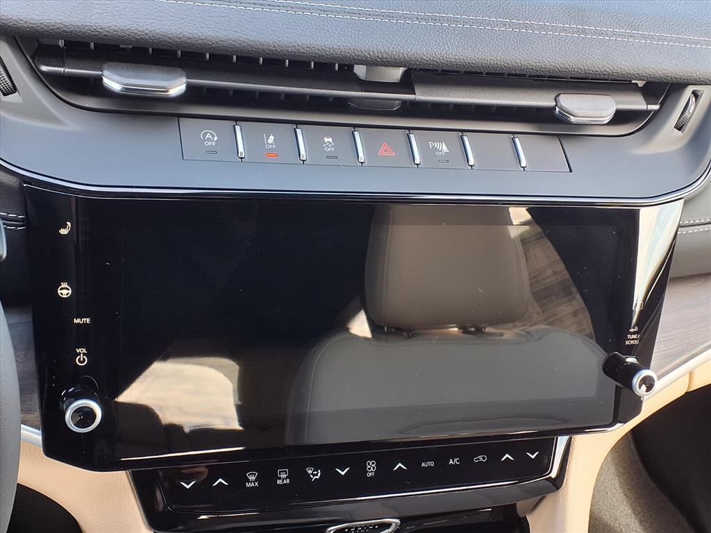 new 2026 Jeep Grand Cherokee car, priced at $47,015