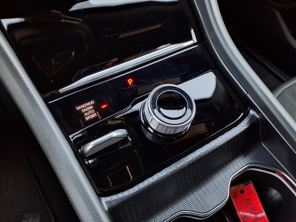 new 2026 Jeep Grand Cherokee car, priced at $46,757