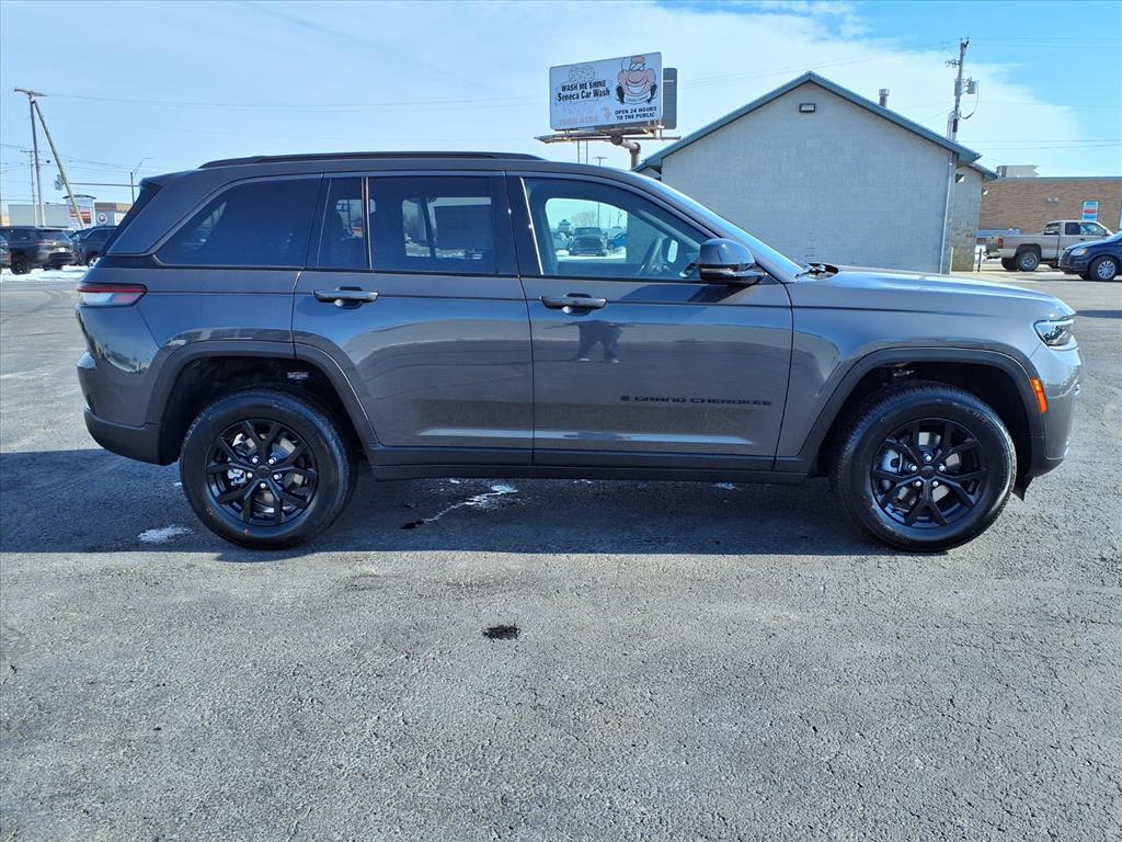 new 2026 Jeep Grand Cherokee car, priced at $46,757