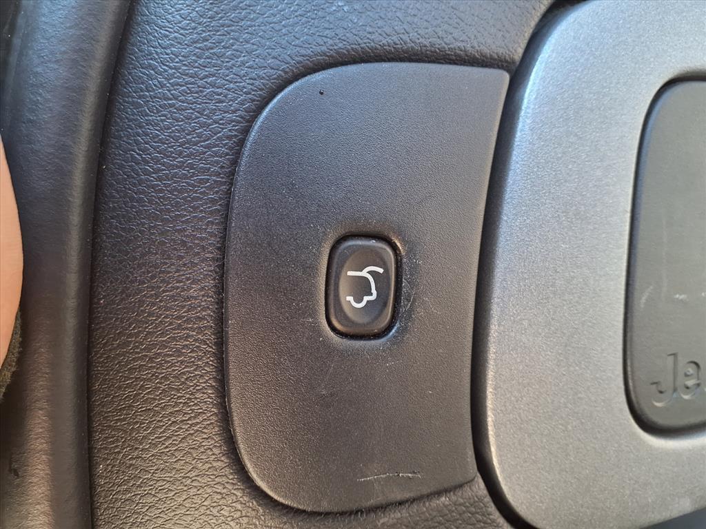 used 2017 Jeep Cherokee car, priced at $12,790