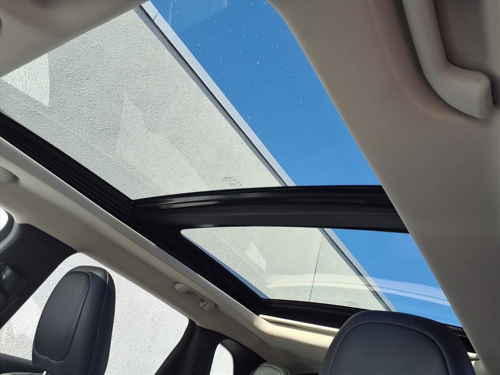 used 2017 Jeep Cherokee car, priced at $12,790