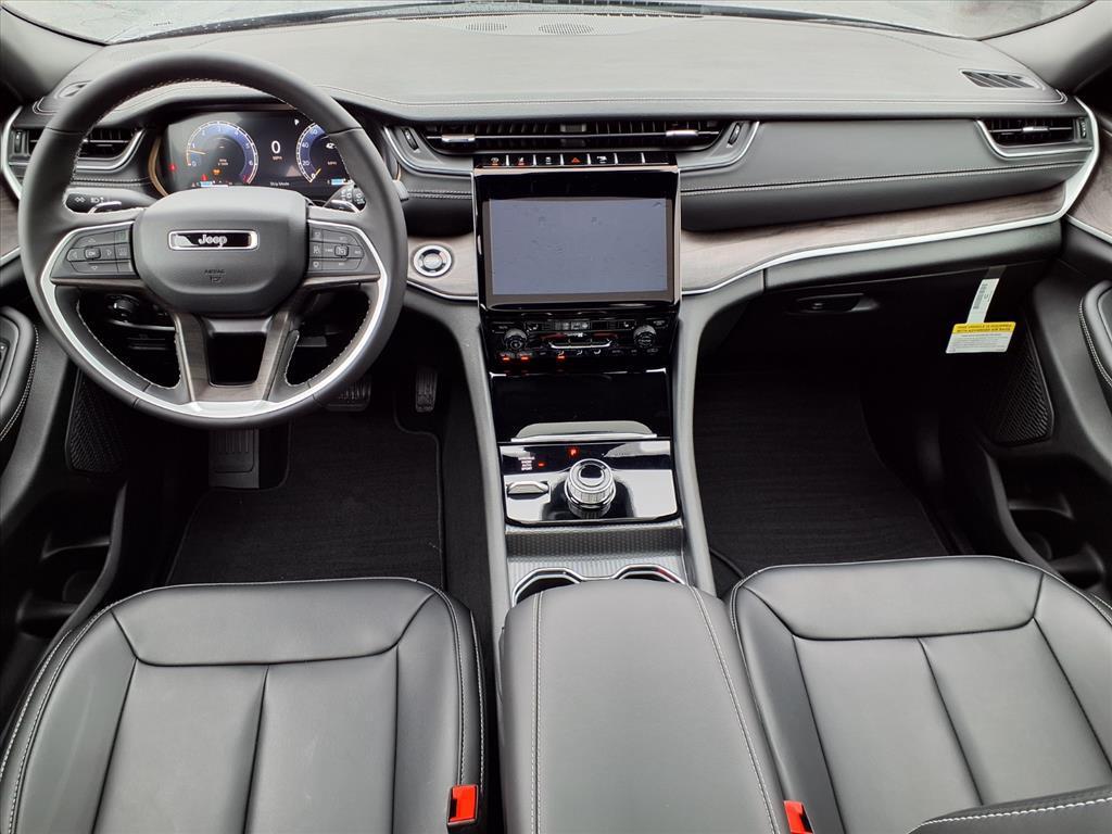 new 2025 Jeep Grand Cherokee car, priced at $52,735