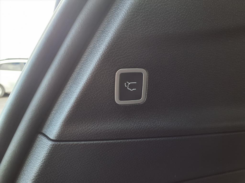 new 2026 Chrysler Pacifica car, priced at $47,422