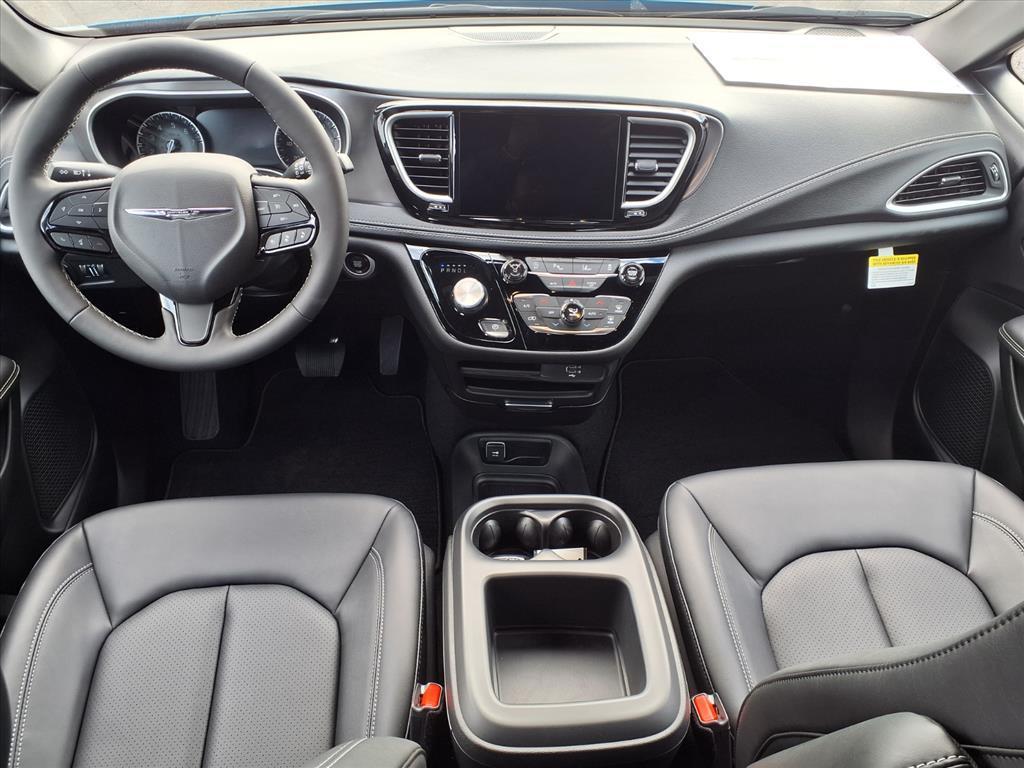 new 2026 Chrysler Pacifica car, priced at $47,422