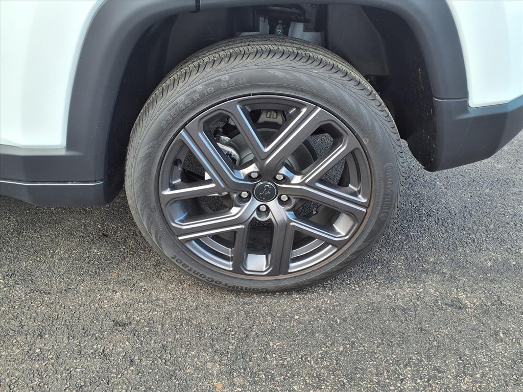 new 2026 Jeep Compass car, priced at $36,250