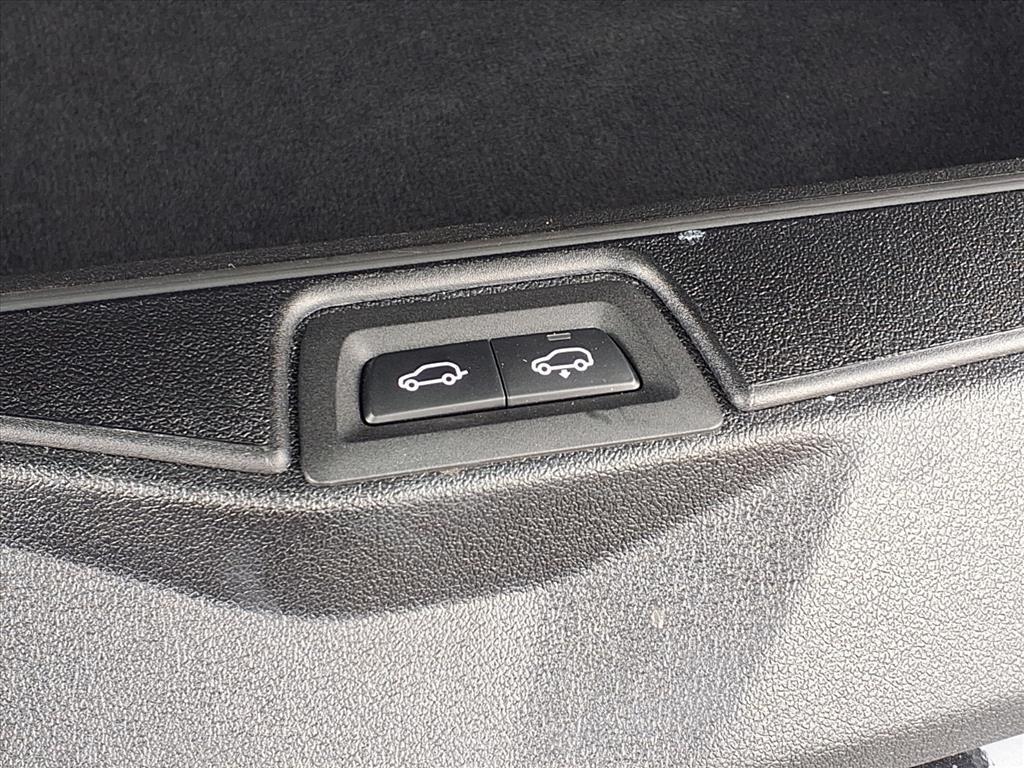 used 2023 BMW X7 car, priced at $55,067