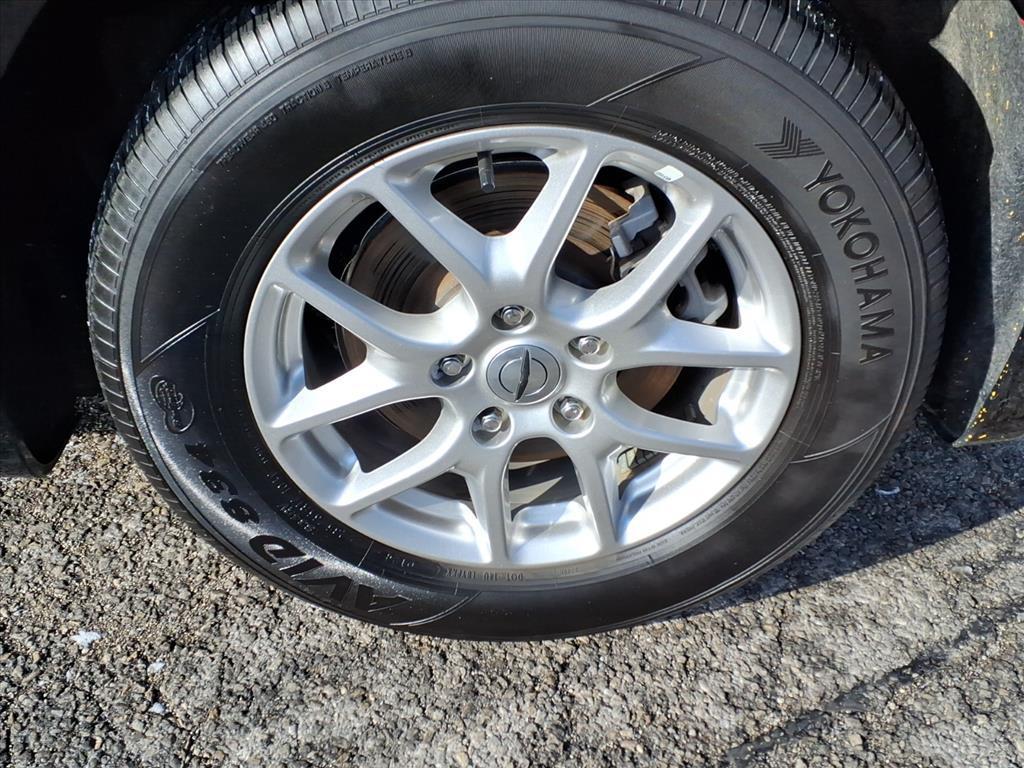 used 2024 Chrysler Pacifica car, priced at $28,990