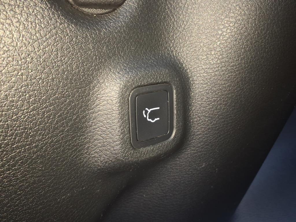 used 2021 Jeep Compass car, priced at $18,655