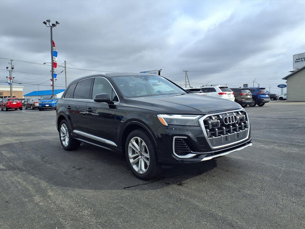 used 2025 Audi Q7 car, priced at $51,880