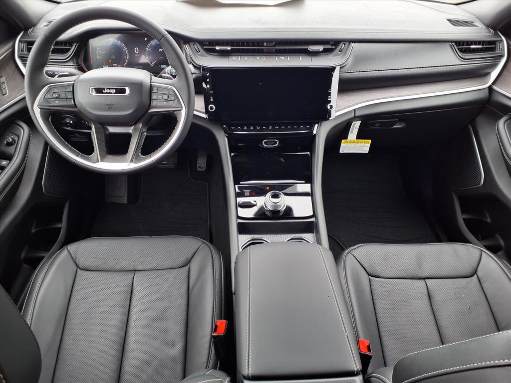 new 2026 Jeep Grand Cherokee car, priced at $52,136