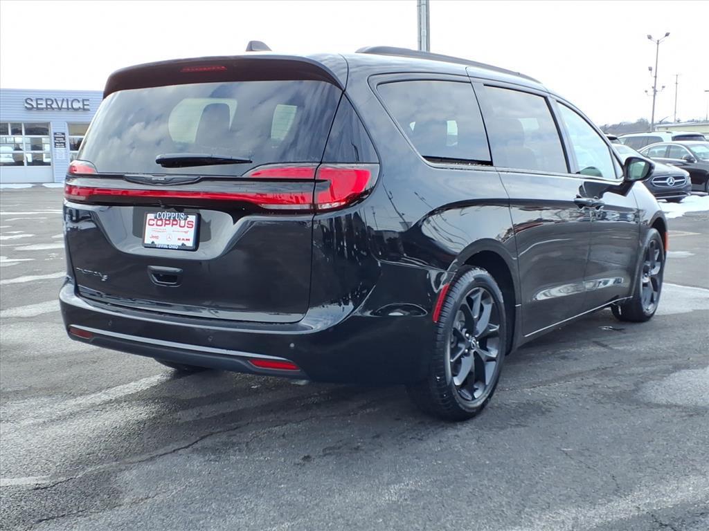 new 2026 Chrysler Pacifica car, priced at $46,980