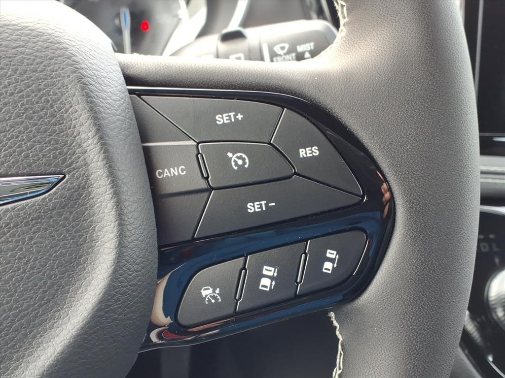 new 2026 Chrysler Pacifica car, priced at $46,980