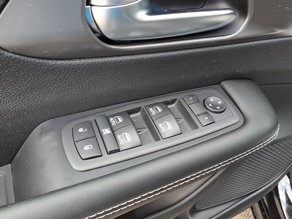 new 2026 Chrysler Pacifica car, priced at $46,980