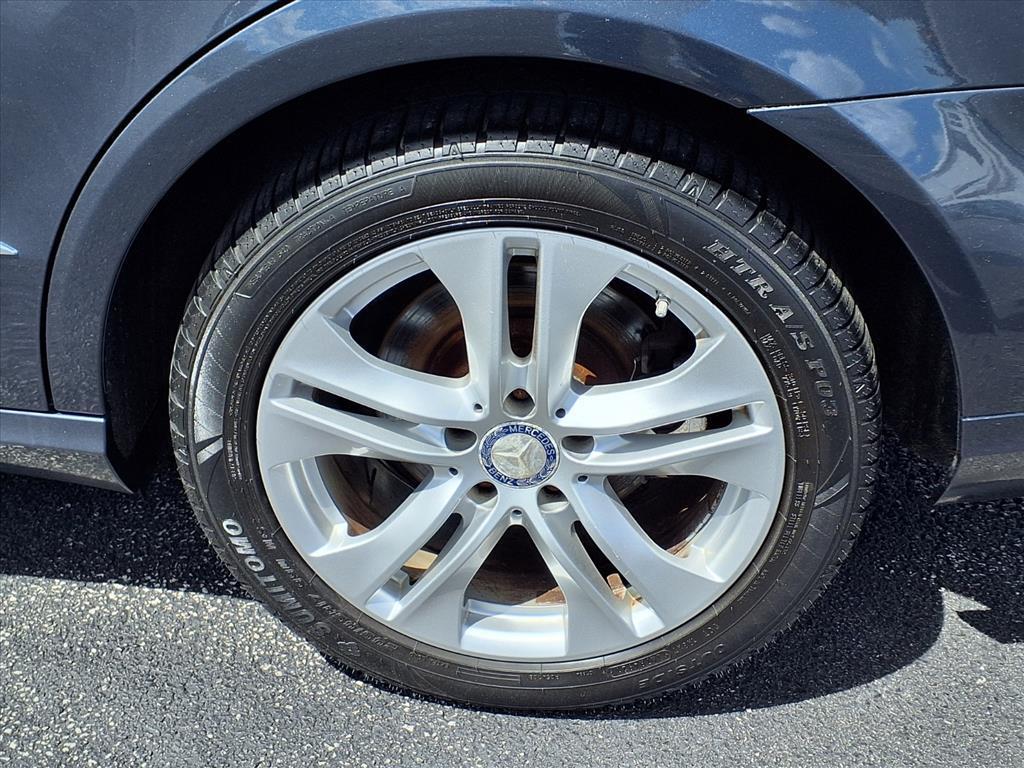 used 2010 Mercedes-Benz E-Class car, priced at $9,132
