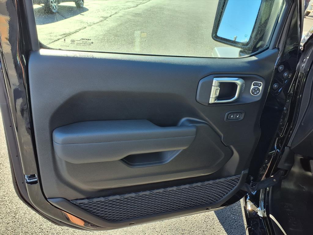 new 2026 Jeep Wrangler car, priced at $50,815