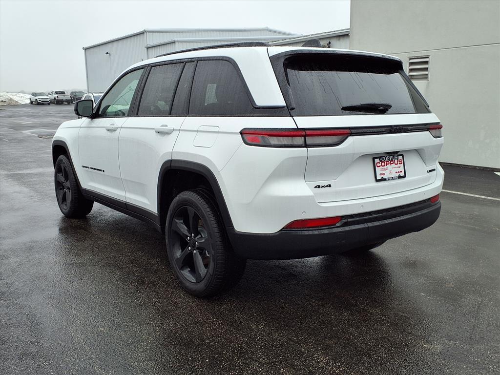 new 2025 Jeep Grand Cherokee car, priced at $50,890