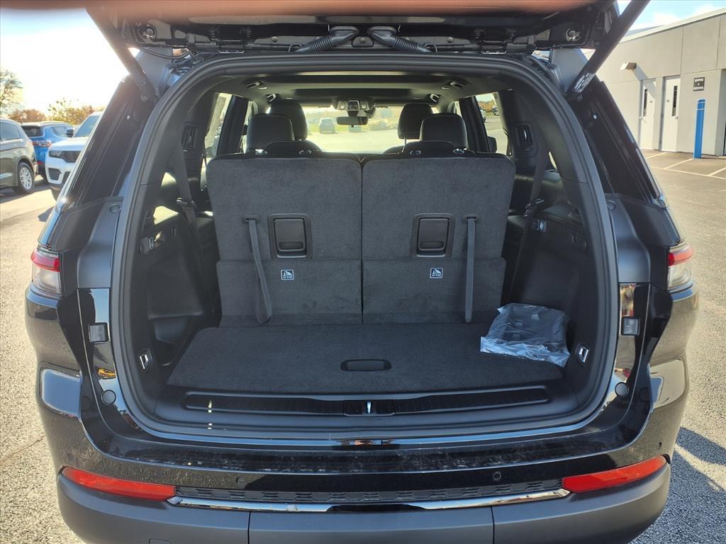 new 2025 Jeep Grand Cherokee L car, priced at $48,030