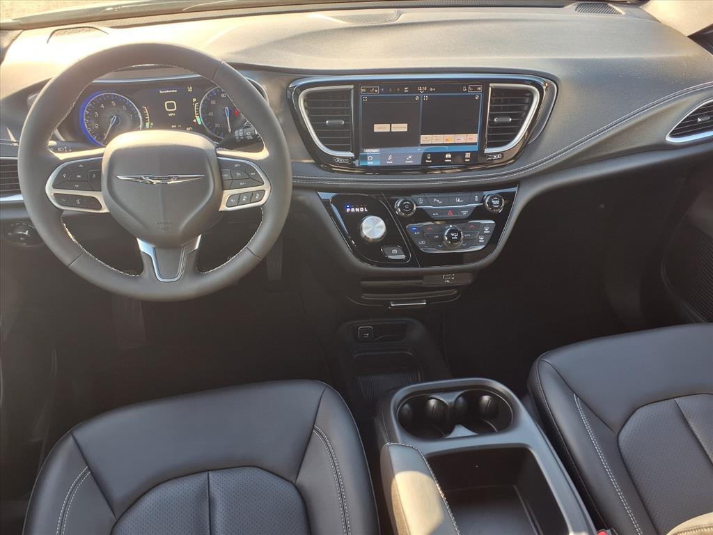 new 2026 Chrysler Pacifica car, priced at $45,924
