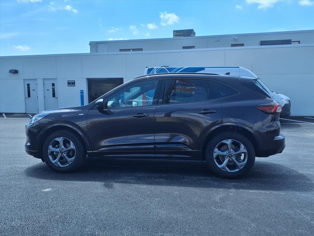 used 2023 Ford Escape car, priced at $25,537
