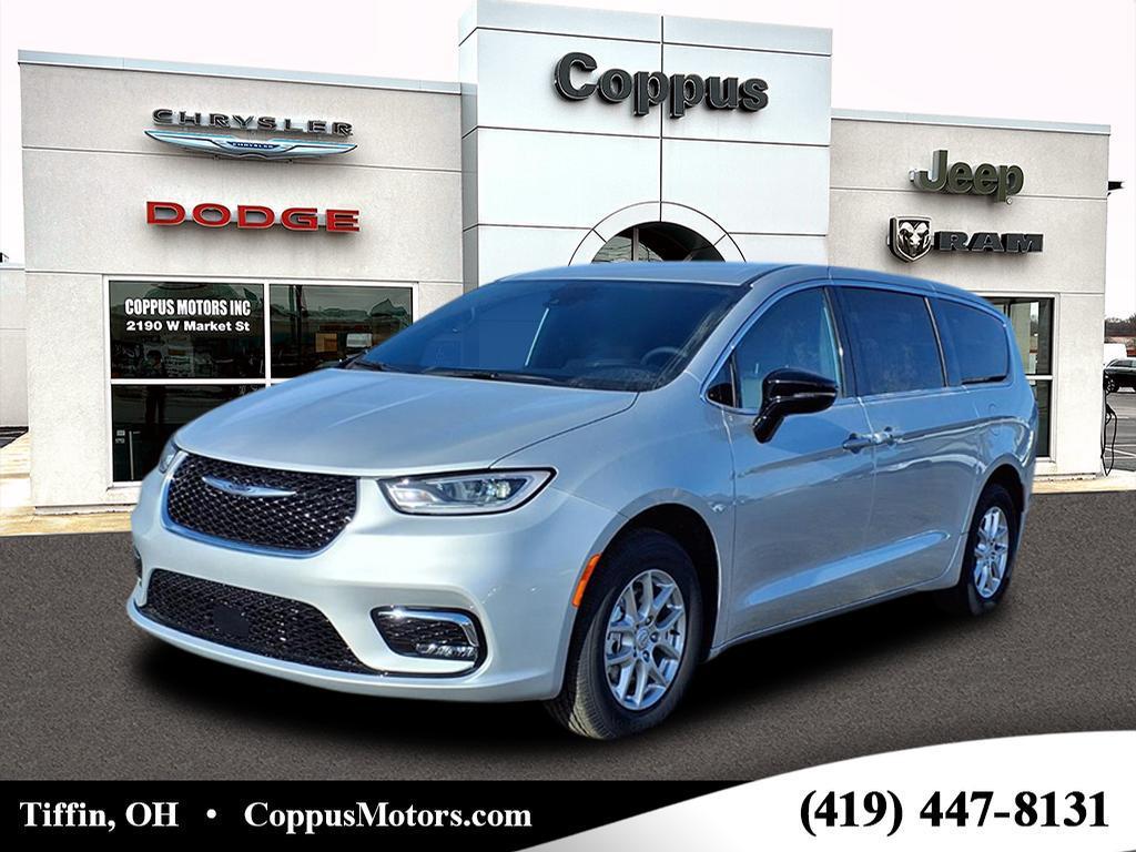 new 2026 Chrysler Pacifica car, priced at $45,422