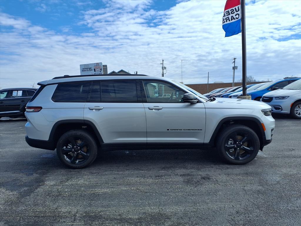 new 2025 Jeep Grand Cherokee L car, priced at $49,148