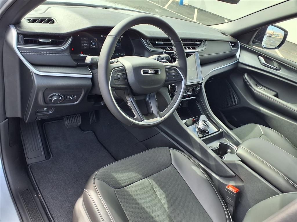 new 2025 Jeep Grand Cherokee L car, priced at $49,148