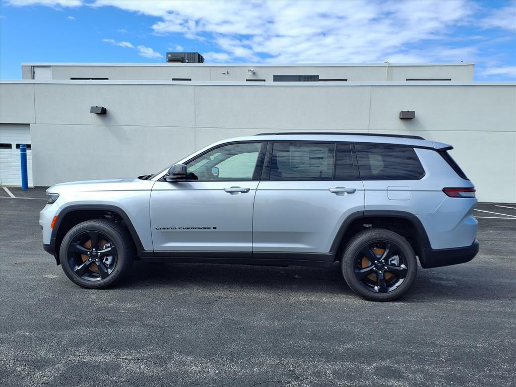 new 2025 Jeep Grand Cherokee L car, priced at $49,148