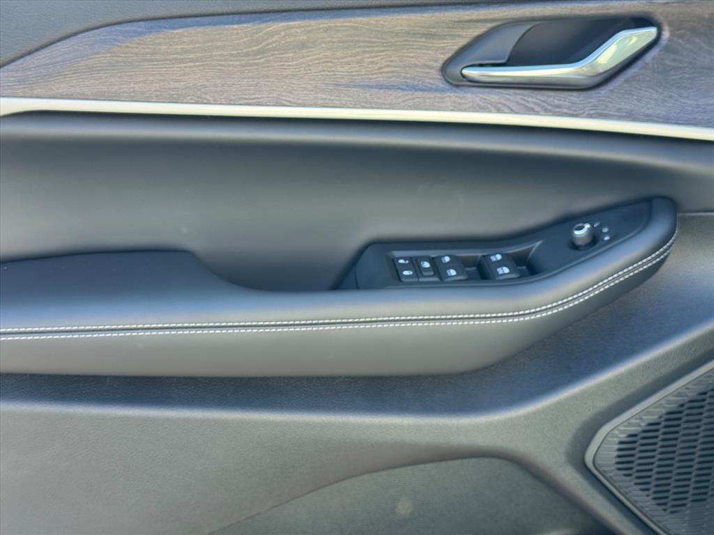 new 2026 Jeep Grand Cherokee car, priced at $46,227