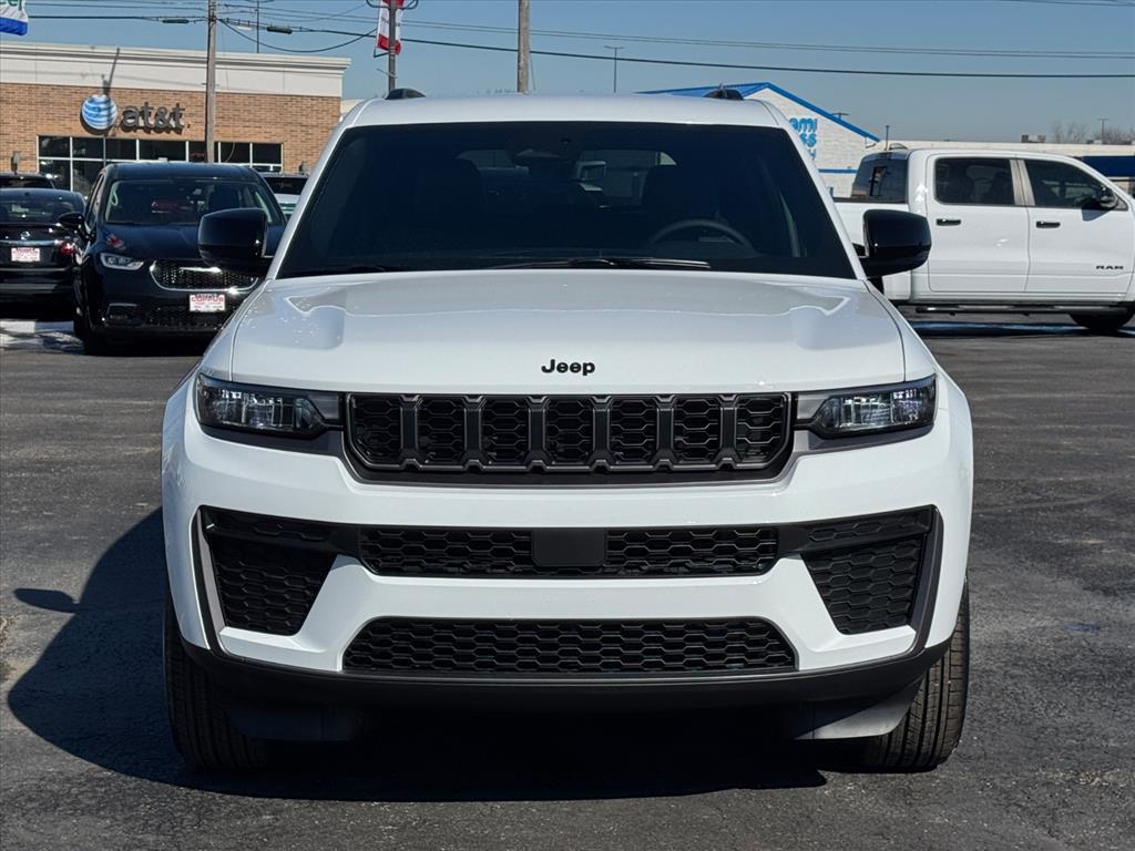 new 2026 Jeep Grand Cherokee car, priced at $46,227
