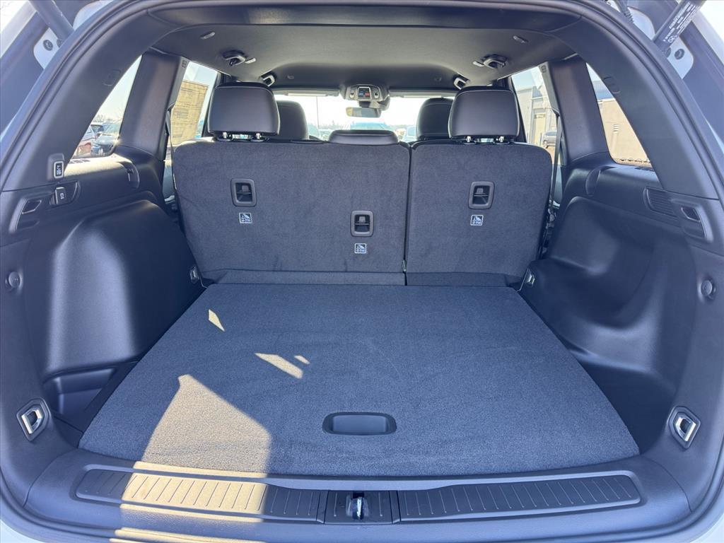 new 2026 Jeep Grand Cherokee car, priced at $46,227